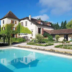 Garderes Hotel